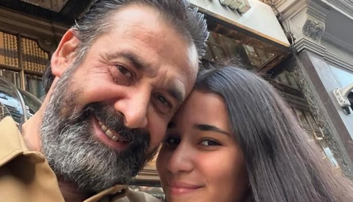 كريم عبدالعزيز يحتفل بعيد ميلاد ابنته ملك.. رسالة خاصة