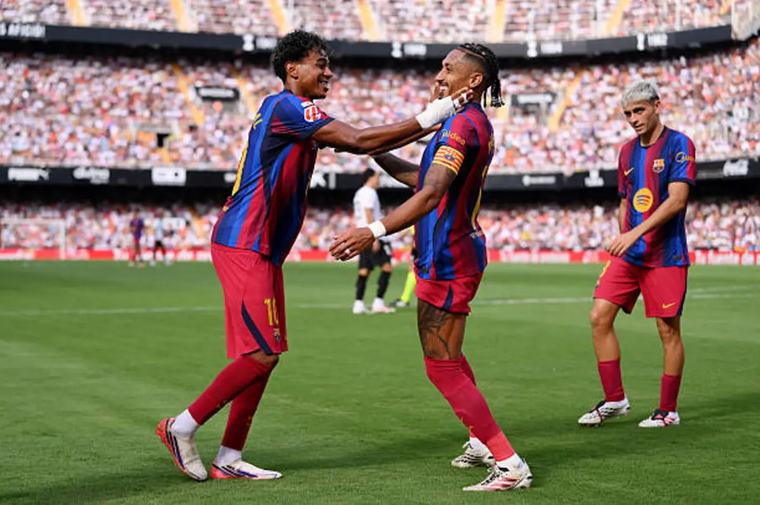 برشلونة يهزم فالنسيا بخماسية نظيفة ويواصل انطلاقته المثالية في الدوري الإسباني (فيديو)
