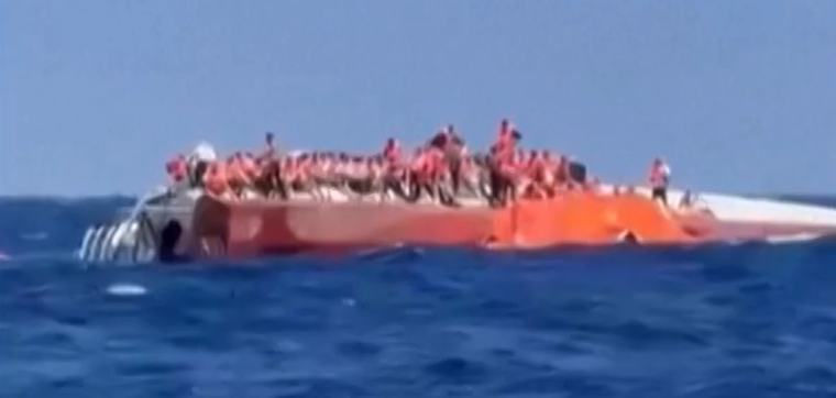غرق سفينة ركاب قبالة سواحل شمال قبرص وإنقاذ نحو 100 شخص
