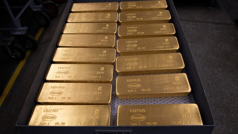 الذهب يهبط 1.2% إلى 4419.09 دولار للأونصة في المعاملات الفورية